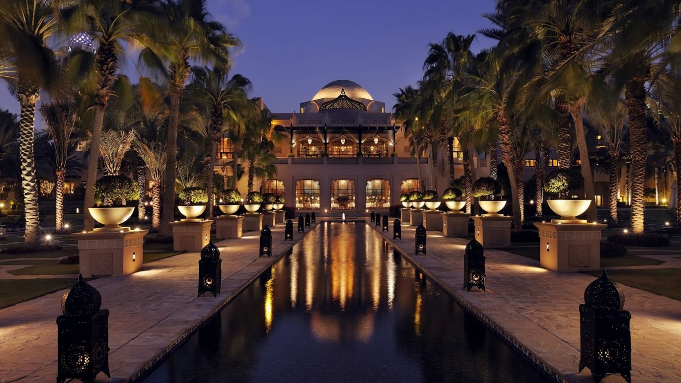 Royal Mirage